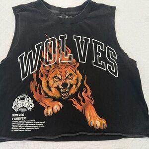 Darc Sport Wolves Graphic Black Crop Top